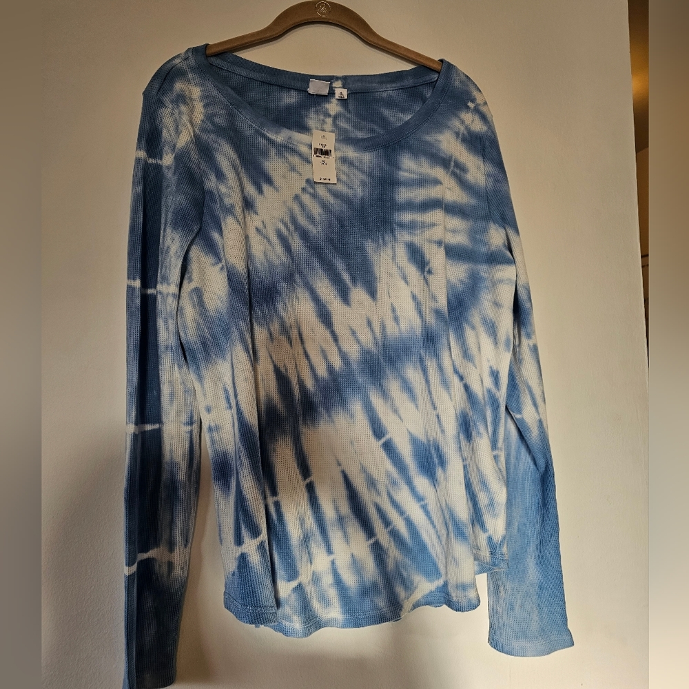 NWT tie dye waffle henley